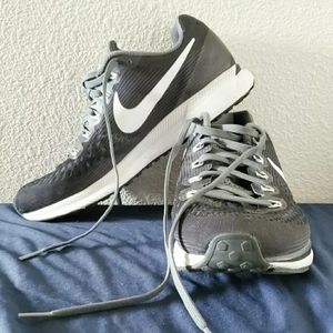 Nike Mens Air Zoom Pegasus 34 Running size 8